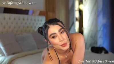 abie_owen public webcam profile photo 3
