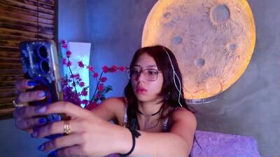 abril_collinz