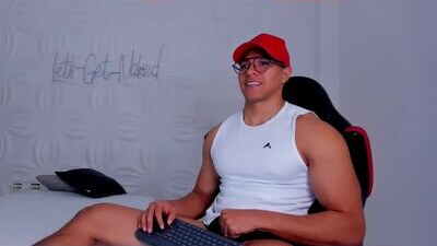 adamrocks2600 public webcam profile photo 5