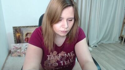 adelinalawson public webcam profile photo 5
