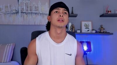 adonis_dlh