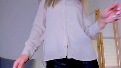 adriana_coy_ public webcam profile photo 9