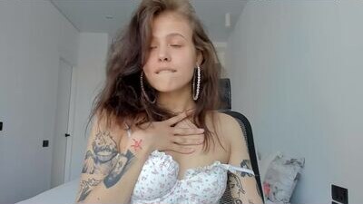 adriana_hill public webcam profile photo 8