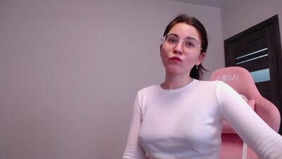 adriana_meow246 public webcam profile photo 3