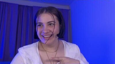 adrianatores public webcam profile photo 9