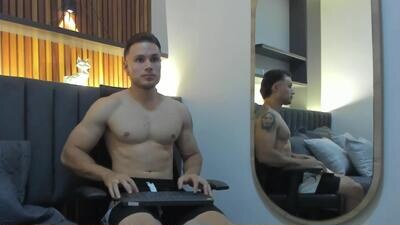 adrien_roche888 public webcam profile photo 4
