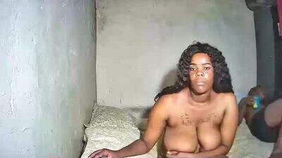 afrikanbonnienclyde public webcam profile photo 4