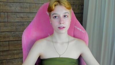agatagate public webcam profile photo 2