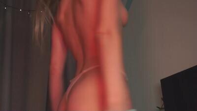 agent_blonde public webcam profile photo 3