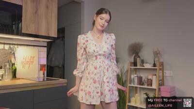aileen__ public webcam profile photo 4