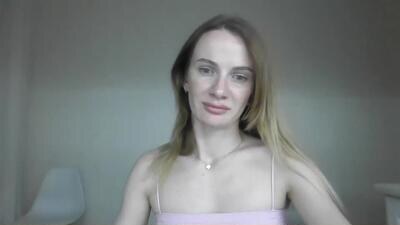 ainyrvixxen public webcam profile photo 4