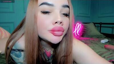 aira_vi public webcam profile photo 6
