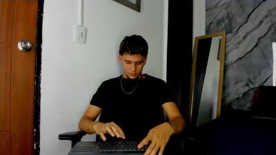 alan__smith public webcam profile photo 8