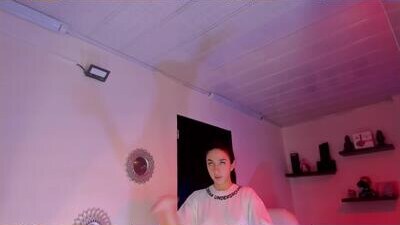 alana_madison public webcam profile photo 7