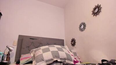 alanagellano public webcam profile photo 4