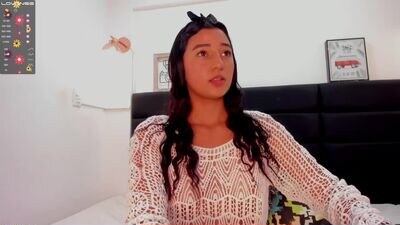 alanha_ public webcam profile photo 2
