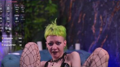 alannablue public webcam profile photo 5