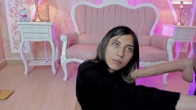alannalois public webcam profile photo 2