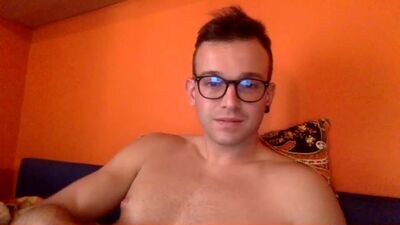 aleboxx public webcam profile photo 4