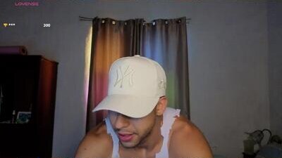 alejandrojf_00 public webcam profile photo 8