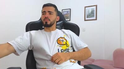 alejandroo_7 public webcam profile photo 4