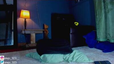 alejo_323__ public webcam profile photo 8