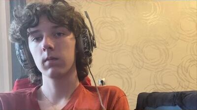 alek_trika public webcam profile photo 8