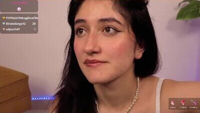 alessandralb public webcam profile photo 10