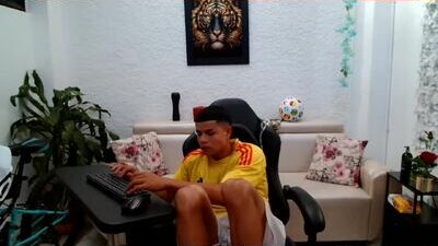 alexander_cr public webcam profile photo 8