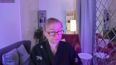 alexandra_kind public webcam profile photo 4