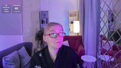 alexandra_kind public webcam profile photo 8