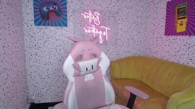 alexandraa_v_ public webcam profile photo 2