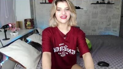 alexandraermes public webcam profile photo 10