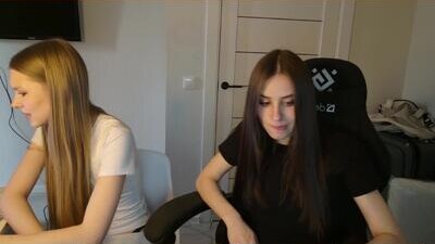 alexialunaris public webcam profile photo 5