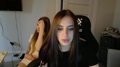 alexialunaris public webcam profile photo 7
