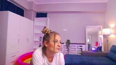 alexisangel_ public webcam profile photo 3