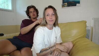 alice8363 public webcam profile photo 4