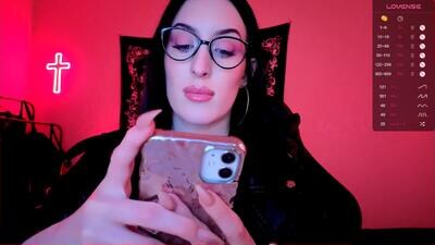 alice___mistress public webcam profile photo 3
