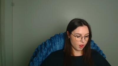 alice_alic_e public webcam profile photo 2