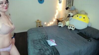 alice_asks public webcam profile photo 8