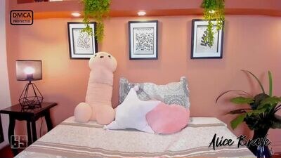 alice_brave