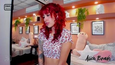 alice_brave public webcam profile photo 8