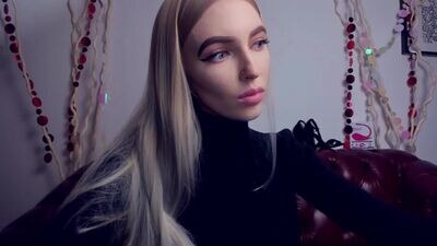 alice_esther public webcam profile photo 4