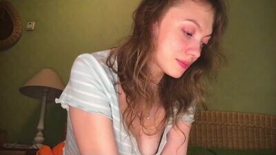 alice_johns_ public webcam profile photo 2
