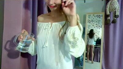 alice_sincere public webcam profile photo 10