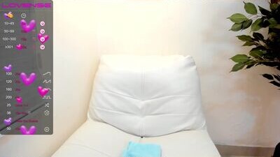 alice_snitt public webcam profile photo 8