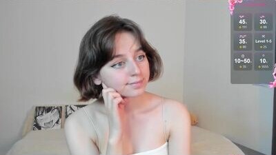 alice_white_fairy public webcam profile photo 7