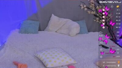 alicebrune public webcam profile photo 5