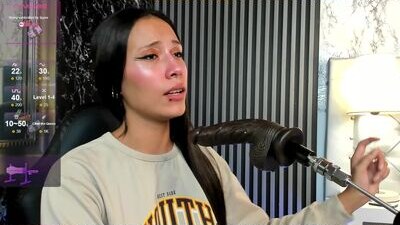aliceemoon_ public webcam profile photo 7