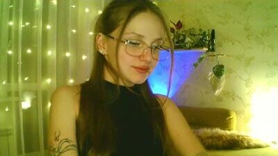 aliceisnothere public webcam profile photo 7